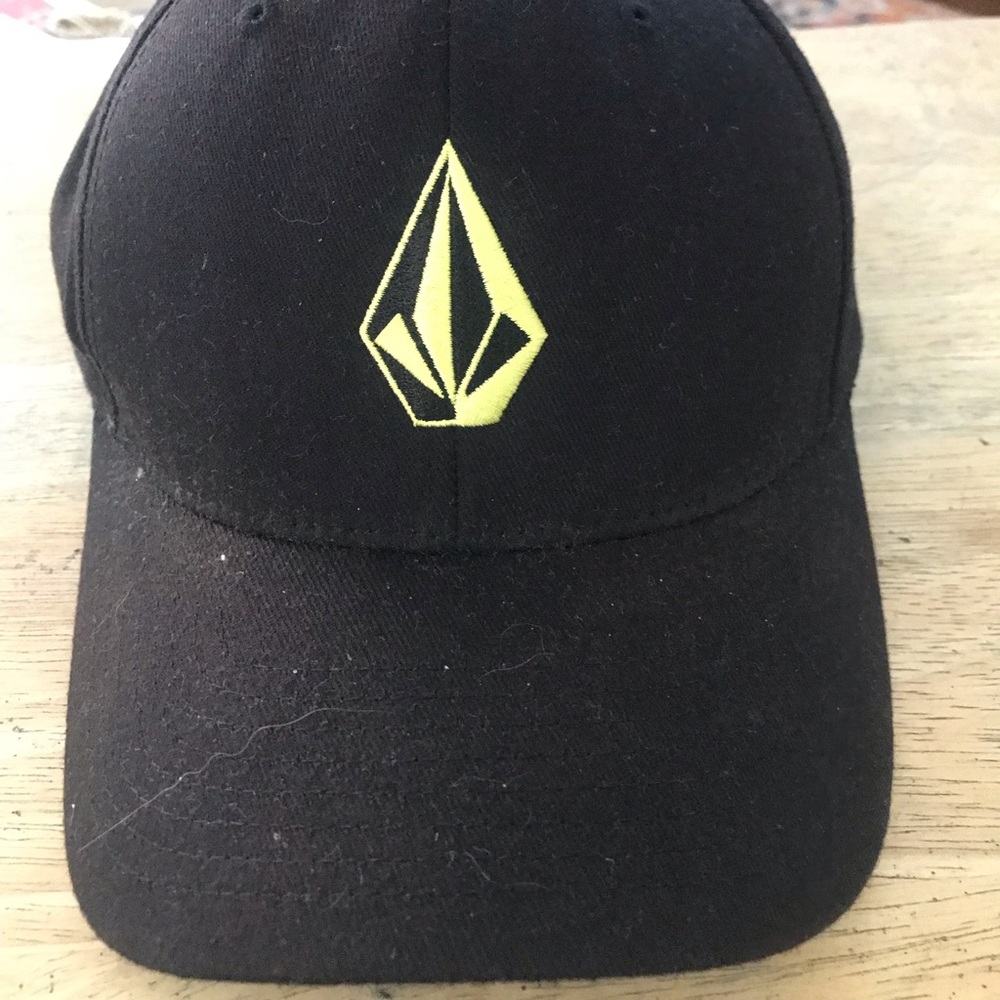 Volcom baseball type hat